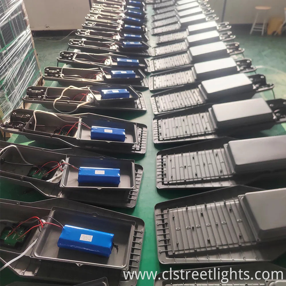 Die-Cast Alu Solar Panel and Lamp Separately Split-Type 200W LED Street Light Radar Outdoor Road Garden Super High Lm Cheap Price Solar Street Light